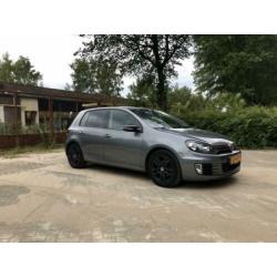 Volkswagen Golf 1.6 TDI DSG7 PDC RNS GTI pakket