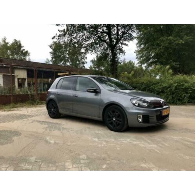 Volkswagen Golf 1.6 TDI DSG7 PDC RNS GTI pakket
