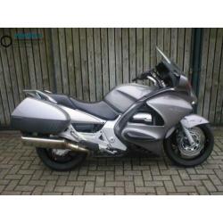HONDA ST1300 ABS-CBS (bj 2002)