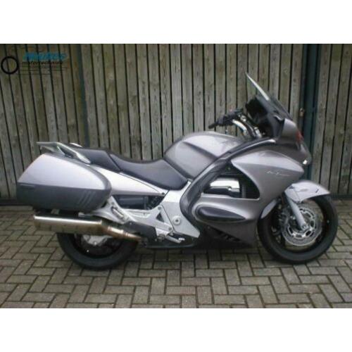 HONDA ST1300 ABS-CBS (bj 2002)