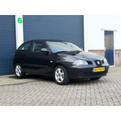 SEAT Ibiza 1.4-16V Reference airco/netjes/nap