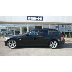 BMW 3-serie Touring 318d Corporate Lease Leder, navi, PDC, z