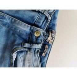 Meisjes blauwe skinny jeans Indian. Maat 134/140 (maat 10)