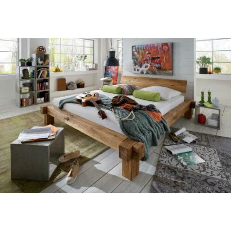 Massief houten bed INGRID. Wild eiken