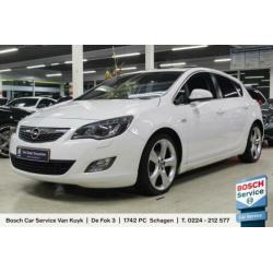 Opel Astra 1.4 Turbo Ecotec 140pk SPORT / NAVIGATIE / XENON