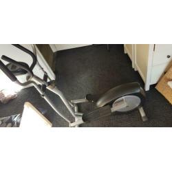 Cross trainer