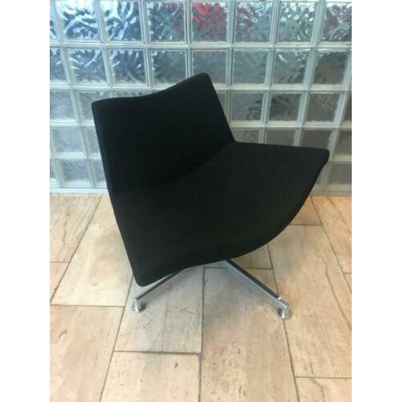Atelier Deberenn Hero designfauteuil, zwart