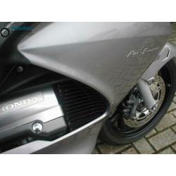HONDA ST1300 ABS-CBS (bj 2002)
