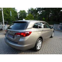 Opel Astra Sports Tourer 1.4 Turbo 150PK Automaat Business+