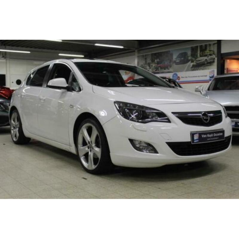 Opel Astra 1.4 Turbo Ecotec 140pk SPORT / NAVIGATIE / XENON
