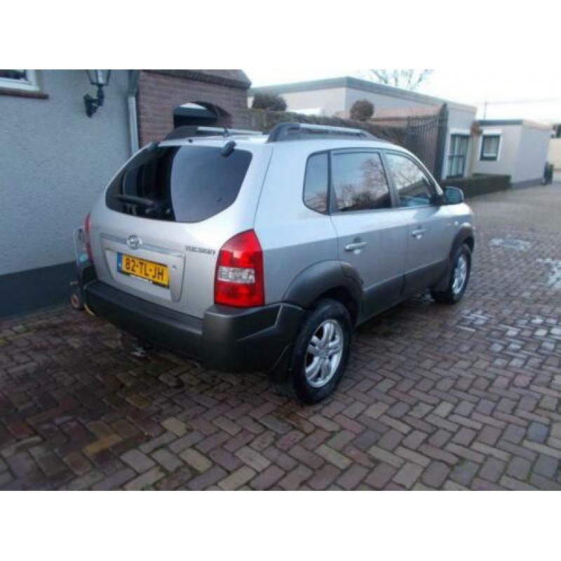 Hyundai Tucson 2.0i 4WD Style 2006 apk 10-2020 nette auto