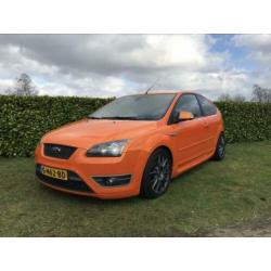 Ford Focus ST 2.5 20V Turbo, Climate control, PDC, Milltek