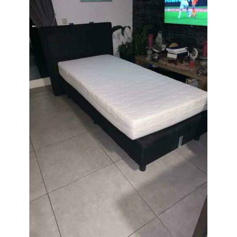 Bed compleet te koop