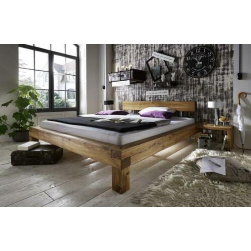 Massief houten bed INGRID. Wild eiken