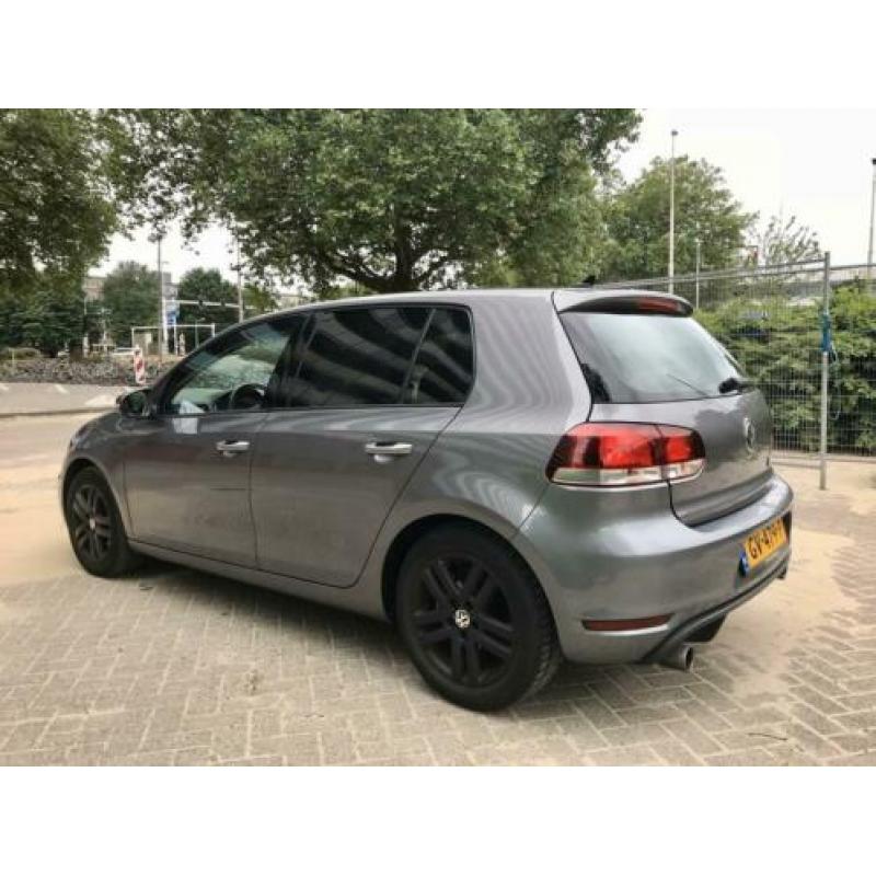 Volkswagen Golf 1.6 TDI DSG7 PDC RNS GTI pakket
