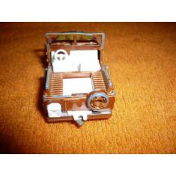 Mie18> oude majorette jeep france