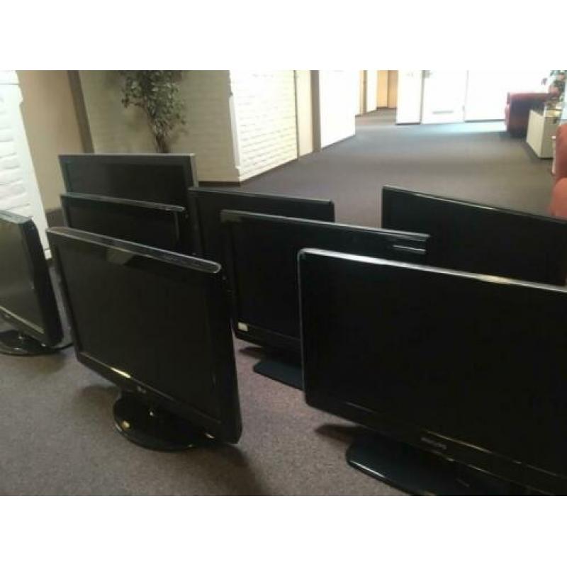 LCD televisie (8 stuks/per stuk)