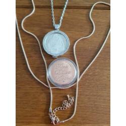 Zilveren (925)MI MONEDA pendant + 2 munten + 2 kettingen
