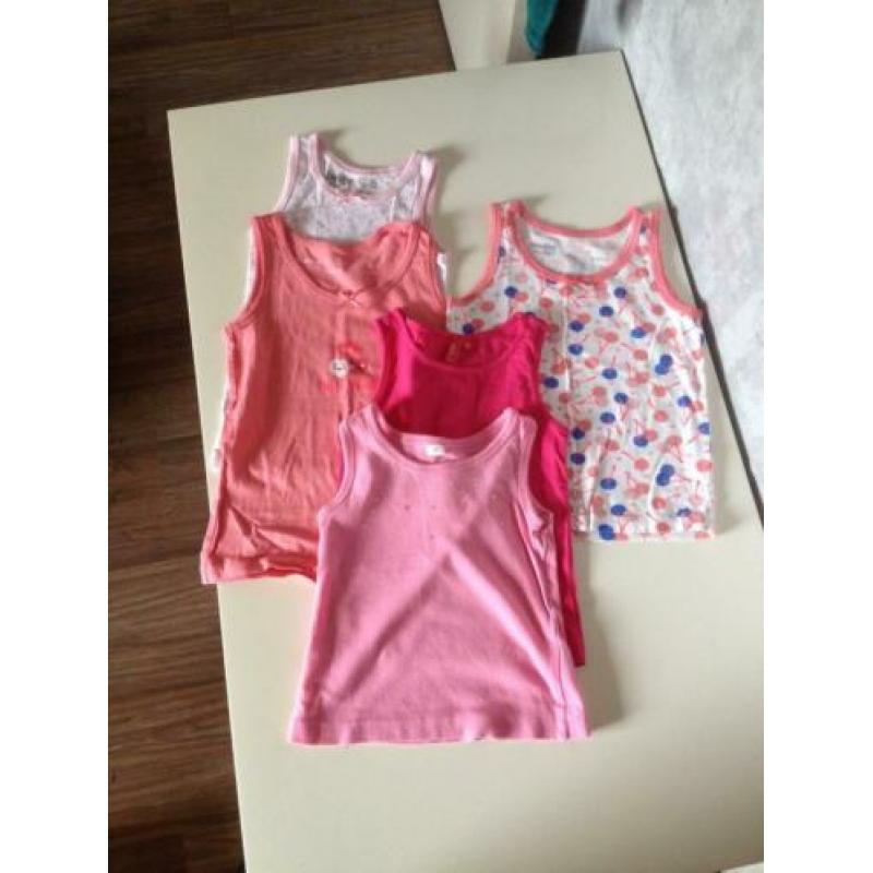 92+98/104 5x meisjes onderhemdje