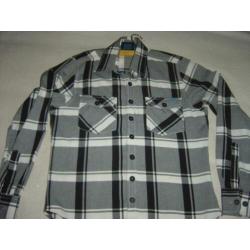 2x leuke,vlotte, stoere blouses 146/152