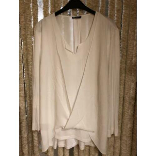 A16 DIDI witte bloeson tuniek maat XL/XXL achterpand en mou