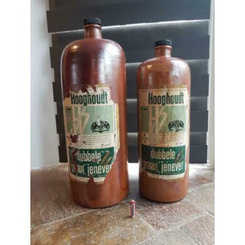 2 hele grote Hooghout Dubbele Graan jenever Kruiken jaren 50