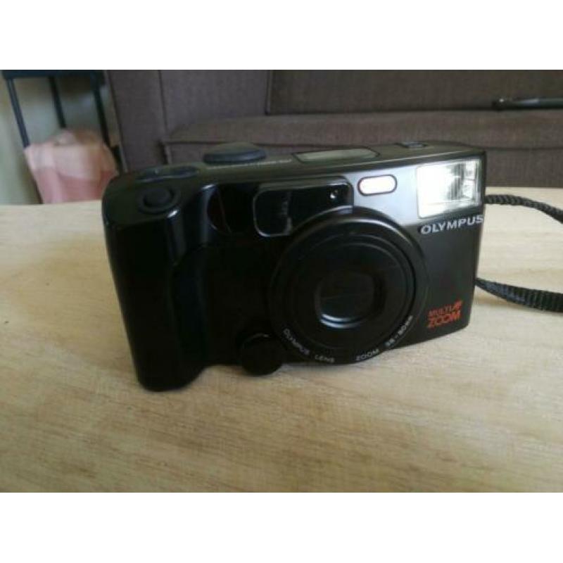 Olympus AZ-200 multi AF Zoom