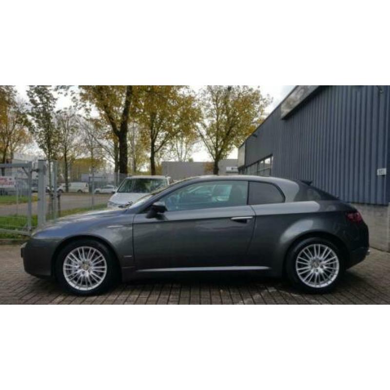 Alfa romeo Brera 1.7 T SkyWindow 1e Eigenaar,200PK.