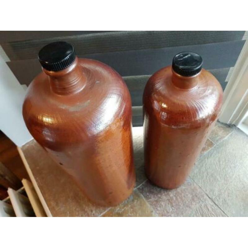 2 hele grote Hooghout Dubbele Graan jenever Kruiken jaren 50