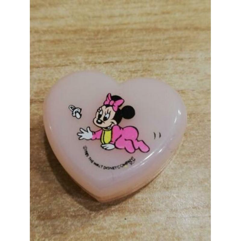 Klein hart doosje met baby minnie