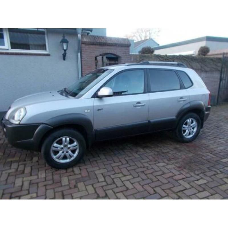 Hyundai Tucson 2.0i 4WD Style 2006 apk 10-2020 nette auto