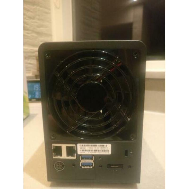 Mooie Synology ds214+ (zonder harde schijven)