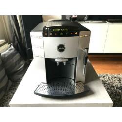 Prachtige Jura F90 met service beurt