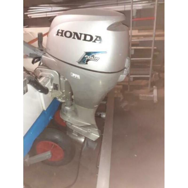 Polyester motorboot