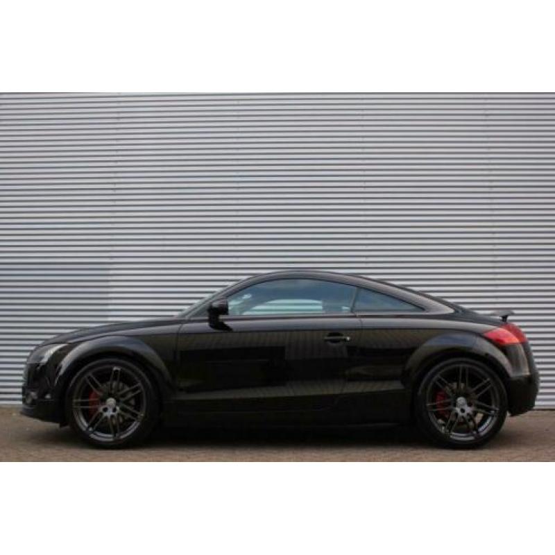 Audi TT 2.0 TFSI Pro Line / S-LINE-PAKKET / 200PK / CLIMATE