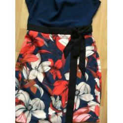 Hele mooie jurk closet London 38 m blauw zwart strik bloemen