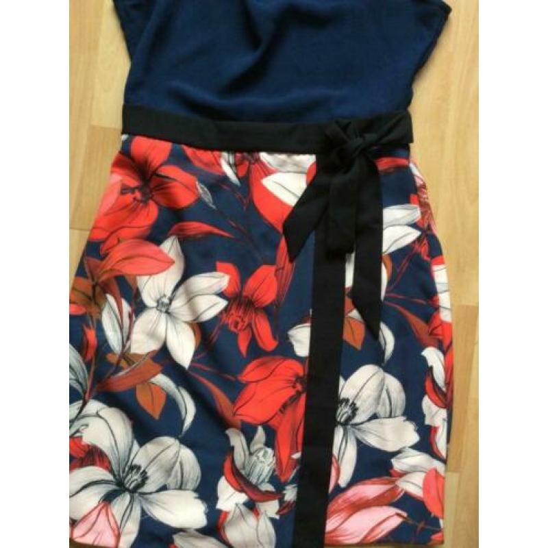 Hele mooie jurk closet London 38 m blauw zwart strik bloemen