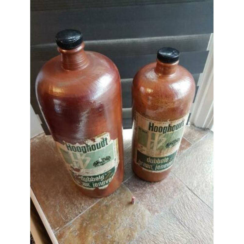 2 hele grote Hooghout Dubbele Graan jenever Kruiken jaren 50