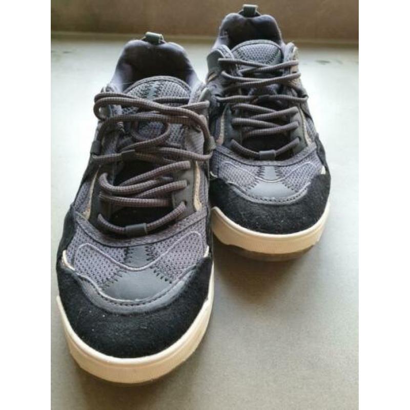 Vans sneaker maat 38 valt als 37