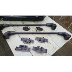 Dakkoffer Citroen Xsara Berline met dakdragers