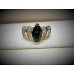 Zilveren prachtige royale ring met stenen nr.717