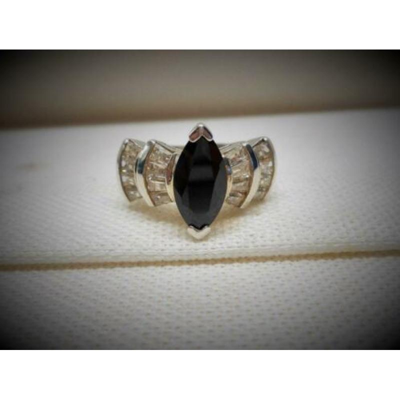 Zilveren prachtige royale ring met stenen nr.717
