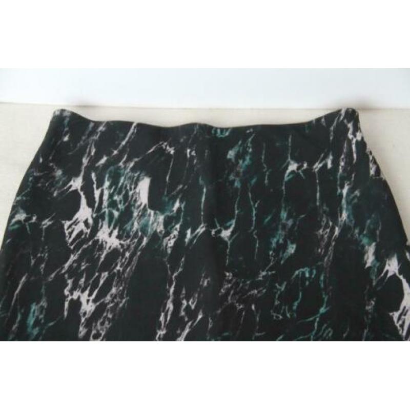 dessin DONKER groene rok maat 34/36 van ZARA