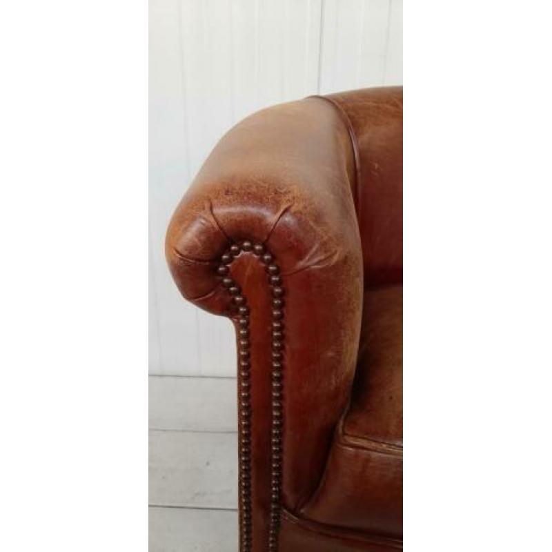 MPH 2948-10 Vintage clubfauteuil in een cognackleur