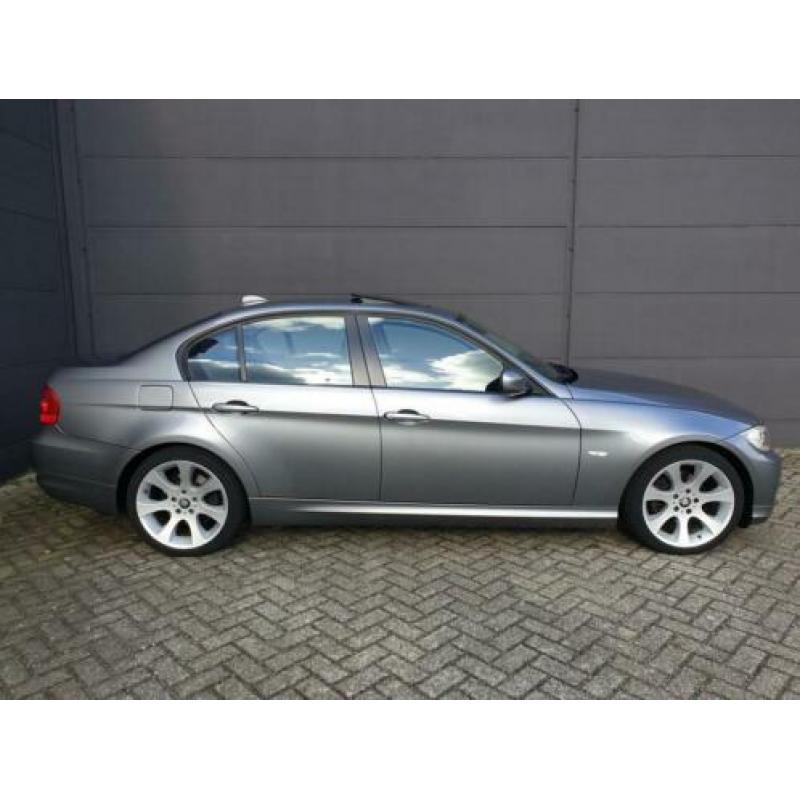 BMW 3 Serie 318i High Executive Navi Xenon Led PDC