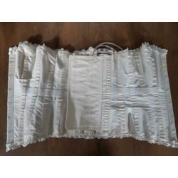 Mooi, wit corset!