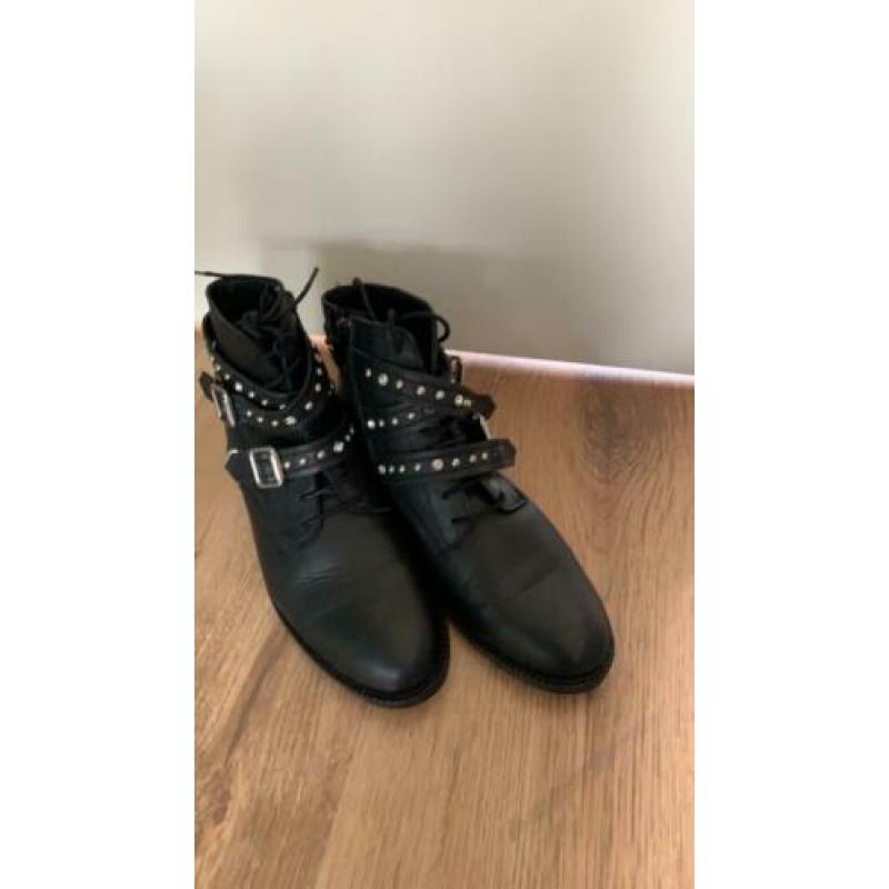 Leren enkellaarsjes mt 38
