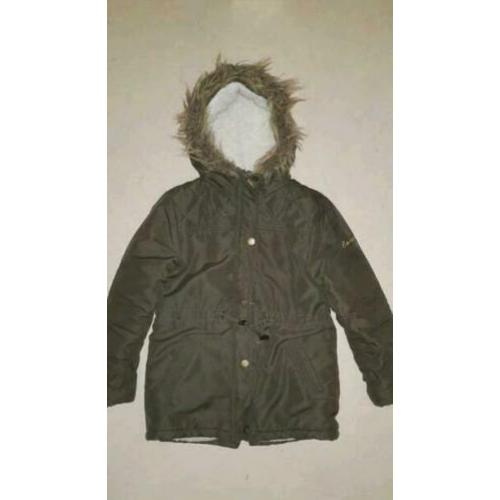groene winterjas met capuchon maat 122