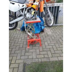 Motor hef bok