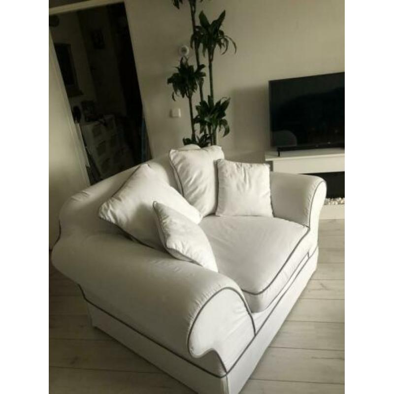 Mooie Rivera maison twin seat